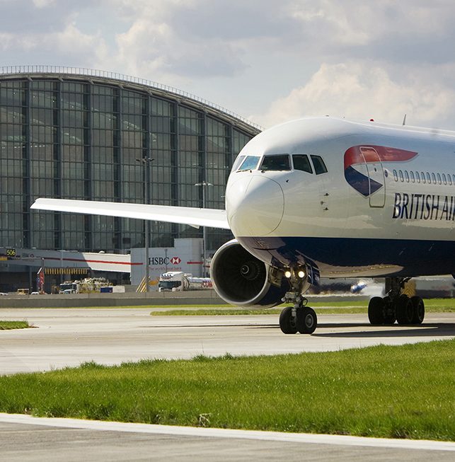 Touchdown in the UK: A Newcomer’s Essential Checklist for Smooth Settling